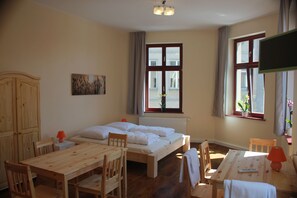 标准套房, 私人浴室, 河景