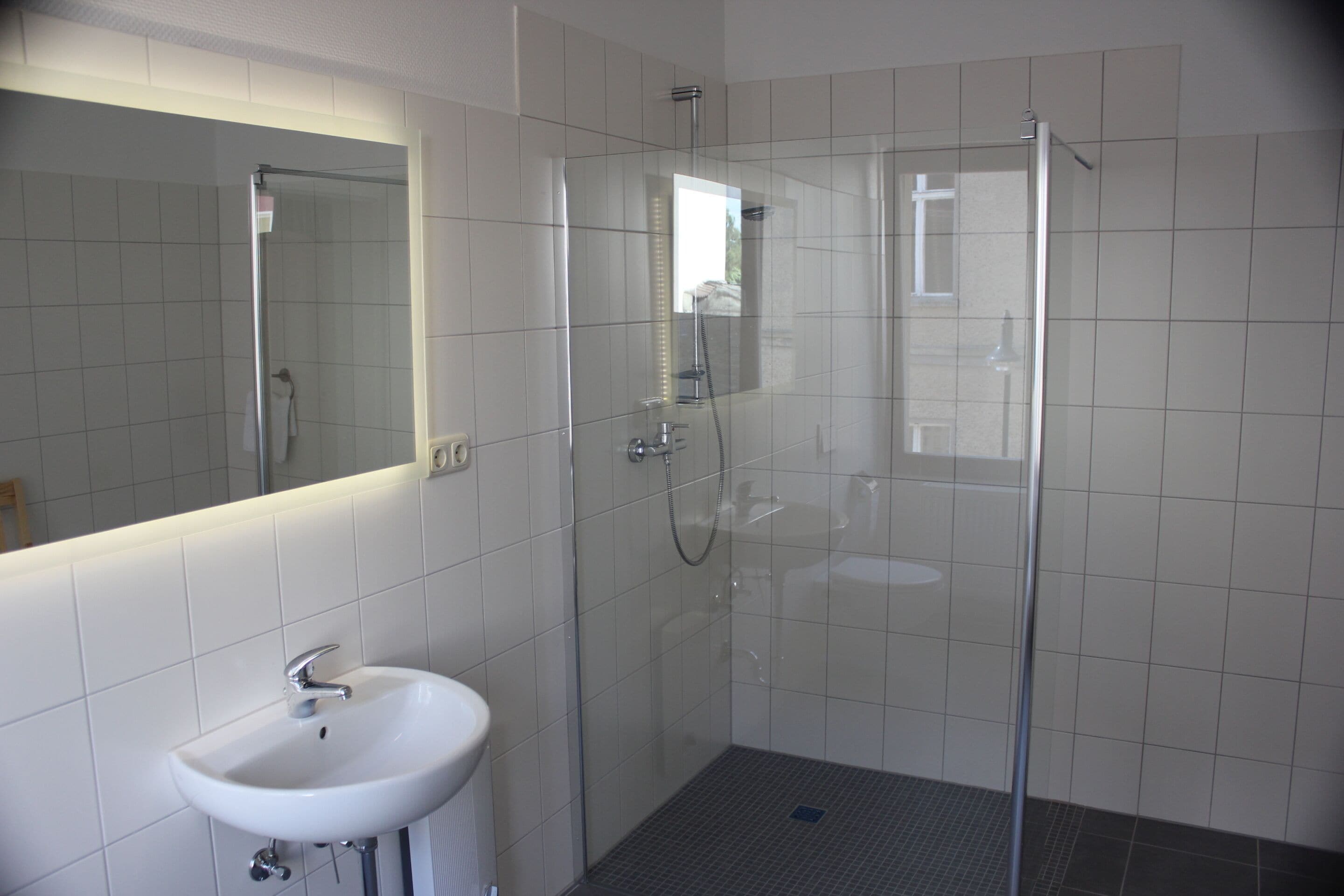 Apartment, eigenes Bad, Seeblick | Badezimmer