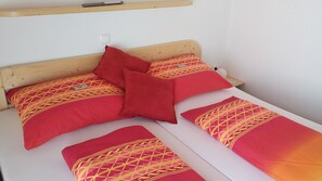 1 bedroom, in-room safe, iron/ironing board, free WiFi