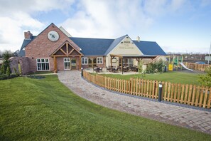 Area giochi per bambini (all'aperto)