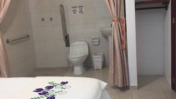 Standard Room, 1 Queen Bed | 19 bedrooms, laptop workspace, soundproofing, iron/ironing board