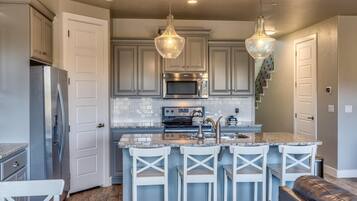 Townhome, Multiple Beds (On The 18th Green) | Private kitchen