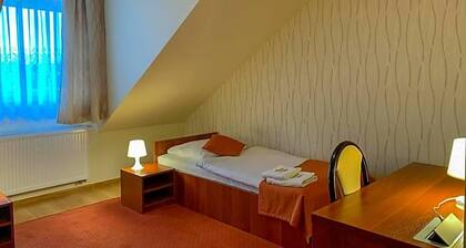Hotel Ostoja