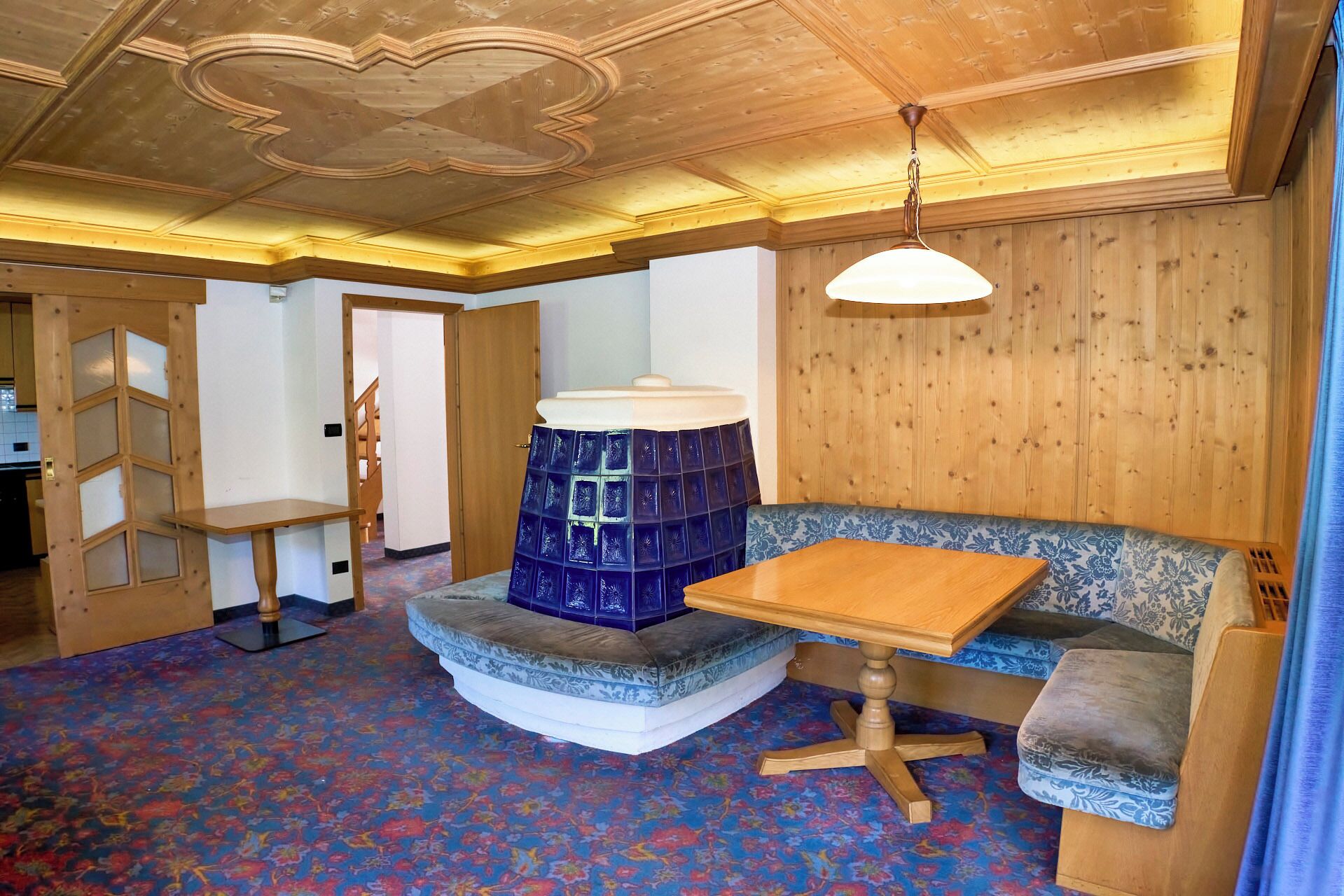 Apartamento, en edificio anexo | Zona de estar | Una televisión