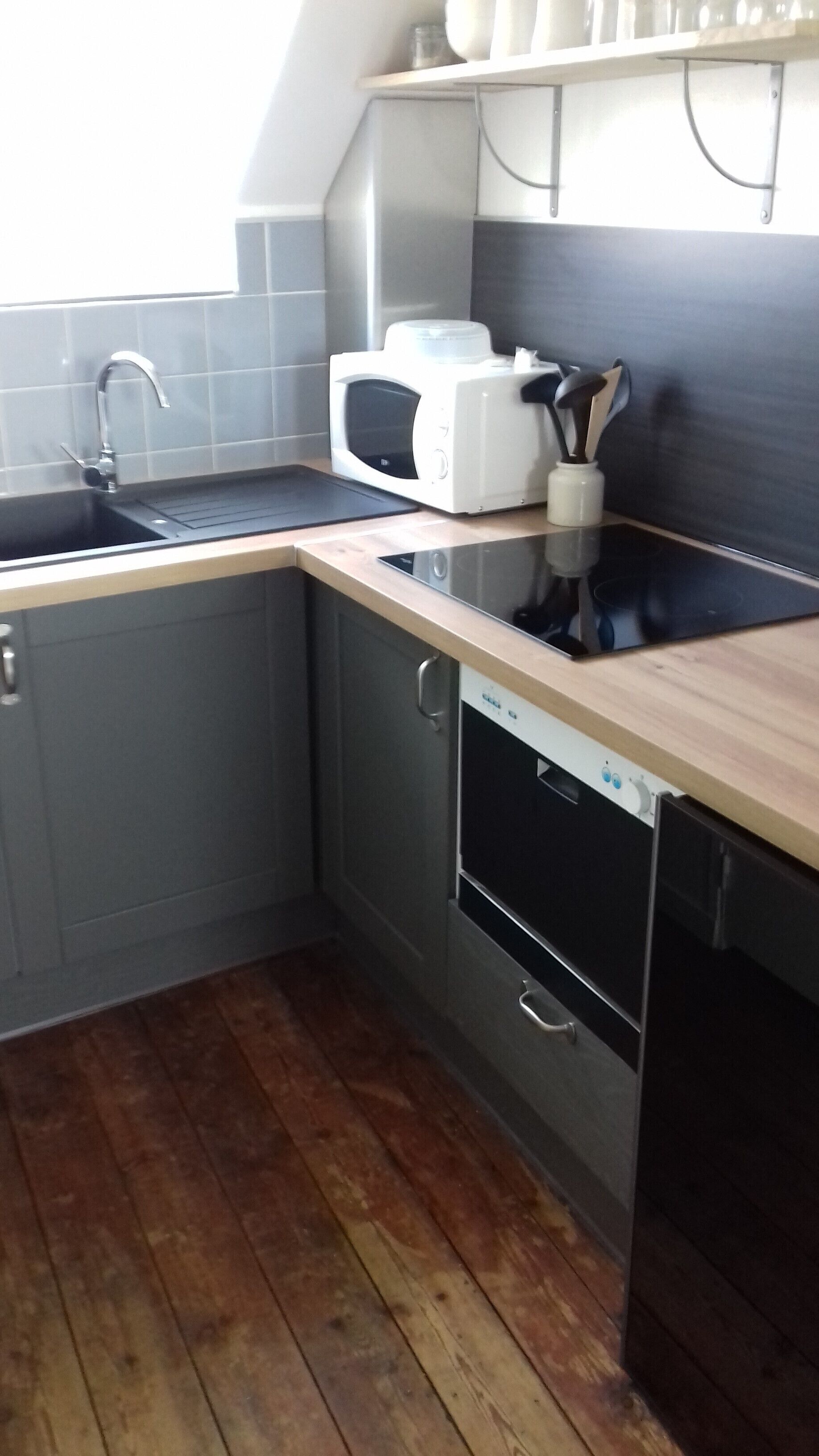 GÎTE DE MARIE SEA VIEW 50 M BEACH 4/5 pers and 100 M shops and the port