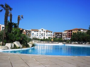 Pool - MARINES DE GASSIN: NICE 1-BEDROOM APARTMENT IN RESIDENCE WITH POOL (GASSIN)