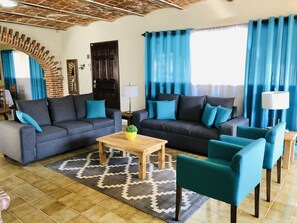 Family House | Living room