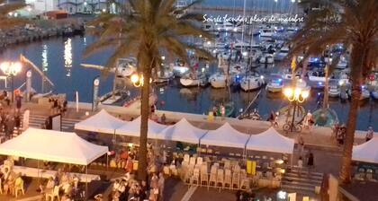 Studio, 4px, superbe vue sur la marina, 66750 St Cyprien plage. 250⏠la semaine