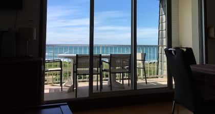 QUIBERON WOHNUNG ------------------------------------------------ ------------