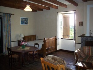 Interior - In an old house typical under a castle (Prudhomat)