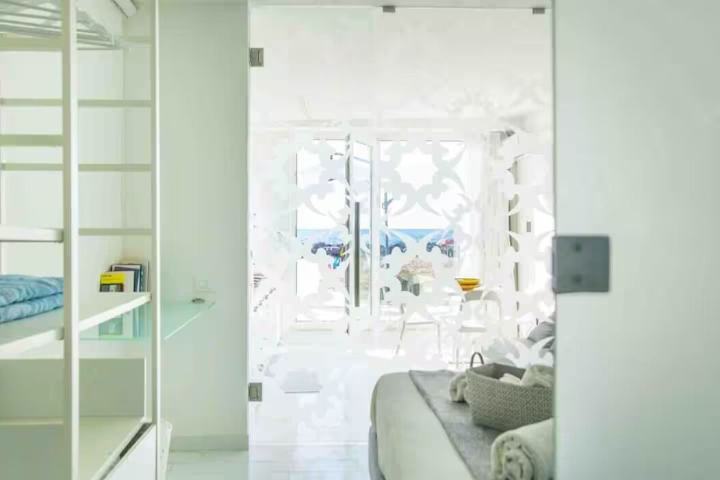 9 chambres, fer et planche à repasser, lit parapluie, Wi-Fi gratuit