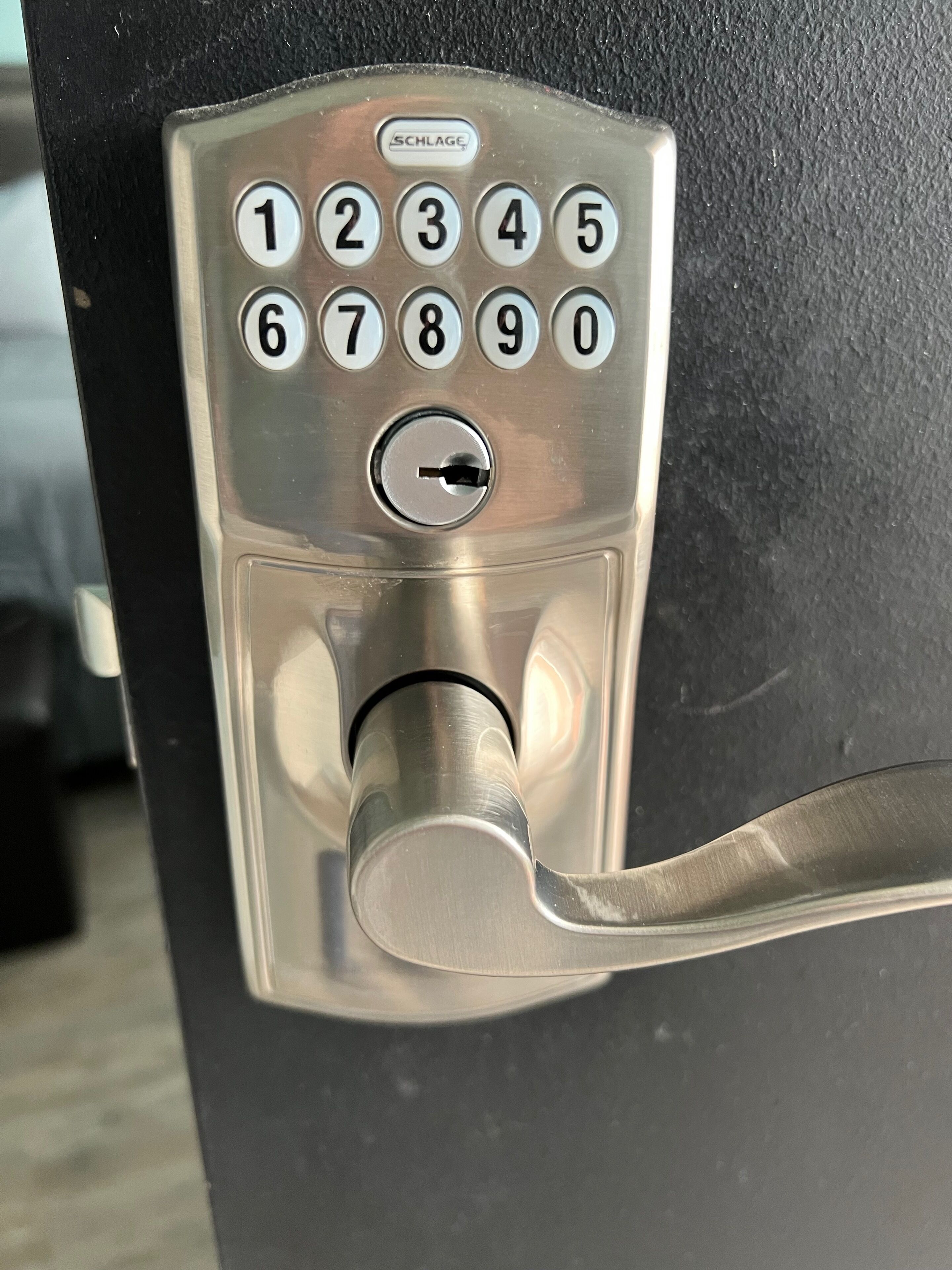 Bright and Cozy condo with an amazing view of Lake Hamilton 