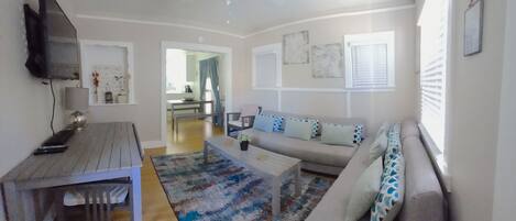 Télévision, jeux vidéo, livres, vidéothèque