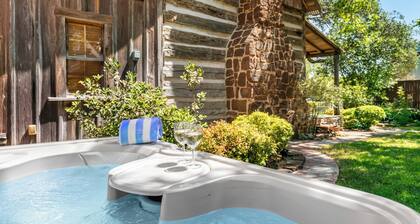 Ehdottomasti viehättävä Buckhornin mökki, jossa on oma kylpytynnyri ja takka!