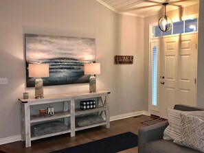 TV, fireplace, DVD player, books