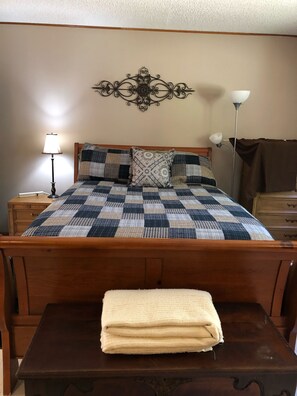 2 bedrooms, free WiFi, bed sheets, wheelchair access