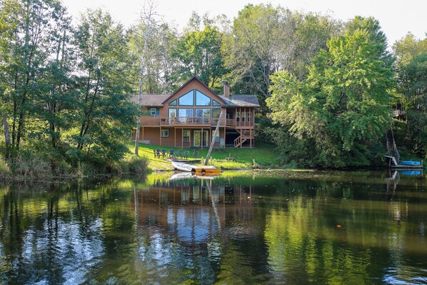 Exterior - Lakeside Haven Home On Birch Lake, Sleeps Up To 12 People. (Tomah)