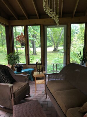 TV, fireplace, DVD player
