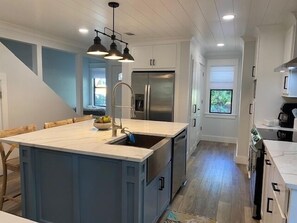 Fridge, microwave, oven, stovetop - BEACHFRONTBLISS @ PINNACLE PORT RESORT!!! “NEW REMODEL” GULF FRONT PENTHOUSE !!! (PANAMA CITY BEACH)