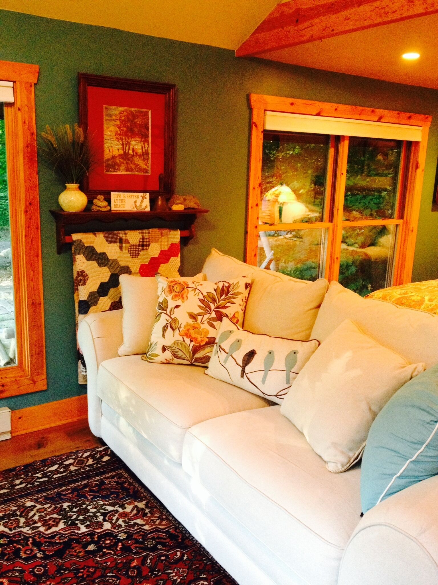  Peaceful Lake Cottage