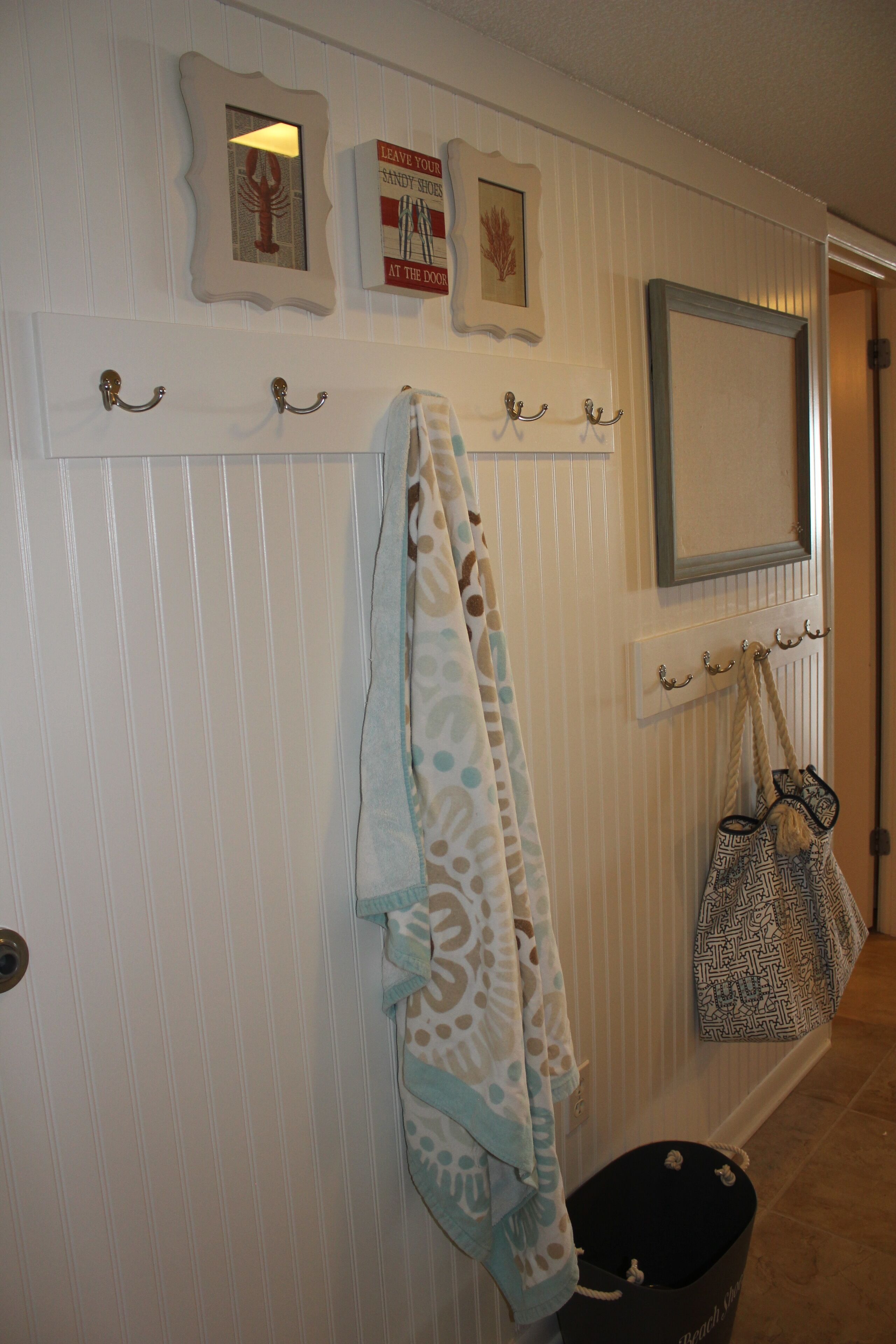 Gulf front Condo, 3-BR, newly remodeled, Sleeps 10. book now!!