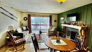 TV, fireplace, DVD player, video library