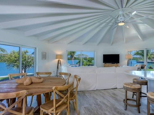 Pirate Point, Luxe 5BR Escape w/ Pool, Tiki, & Dock Minutes from the Beach