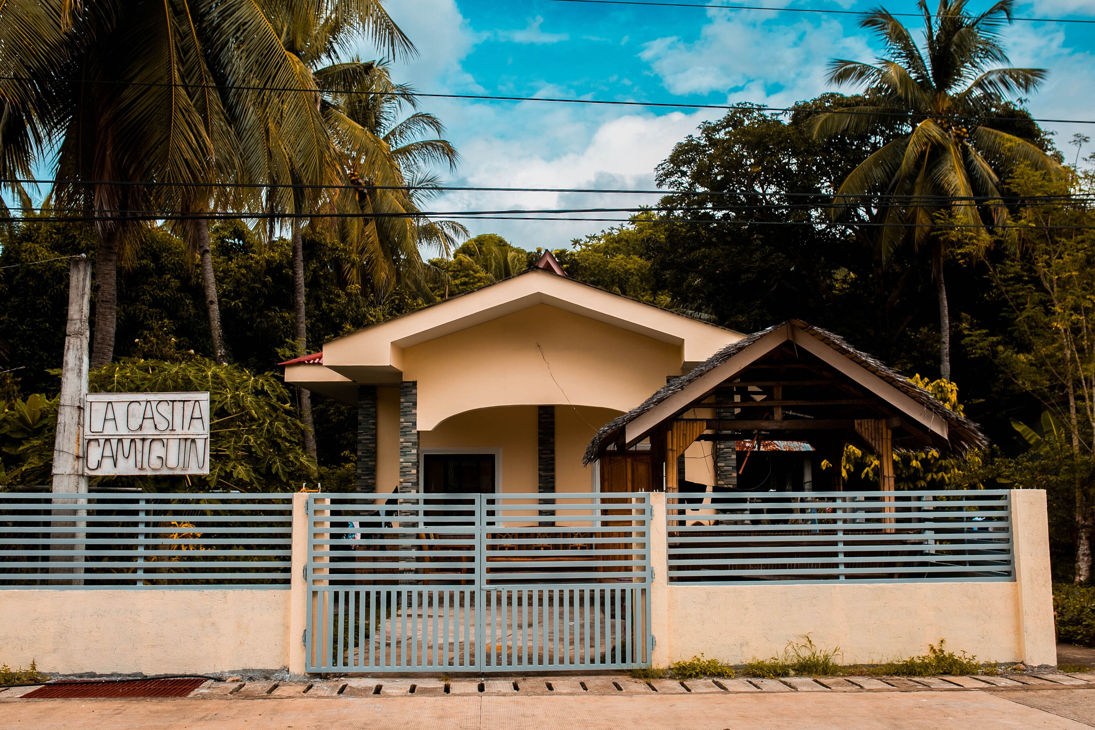 Private 2BR home, AC,hot/cold shower,kitchen+secure parking