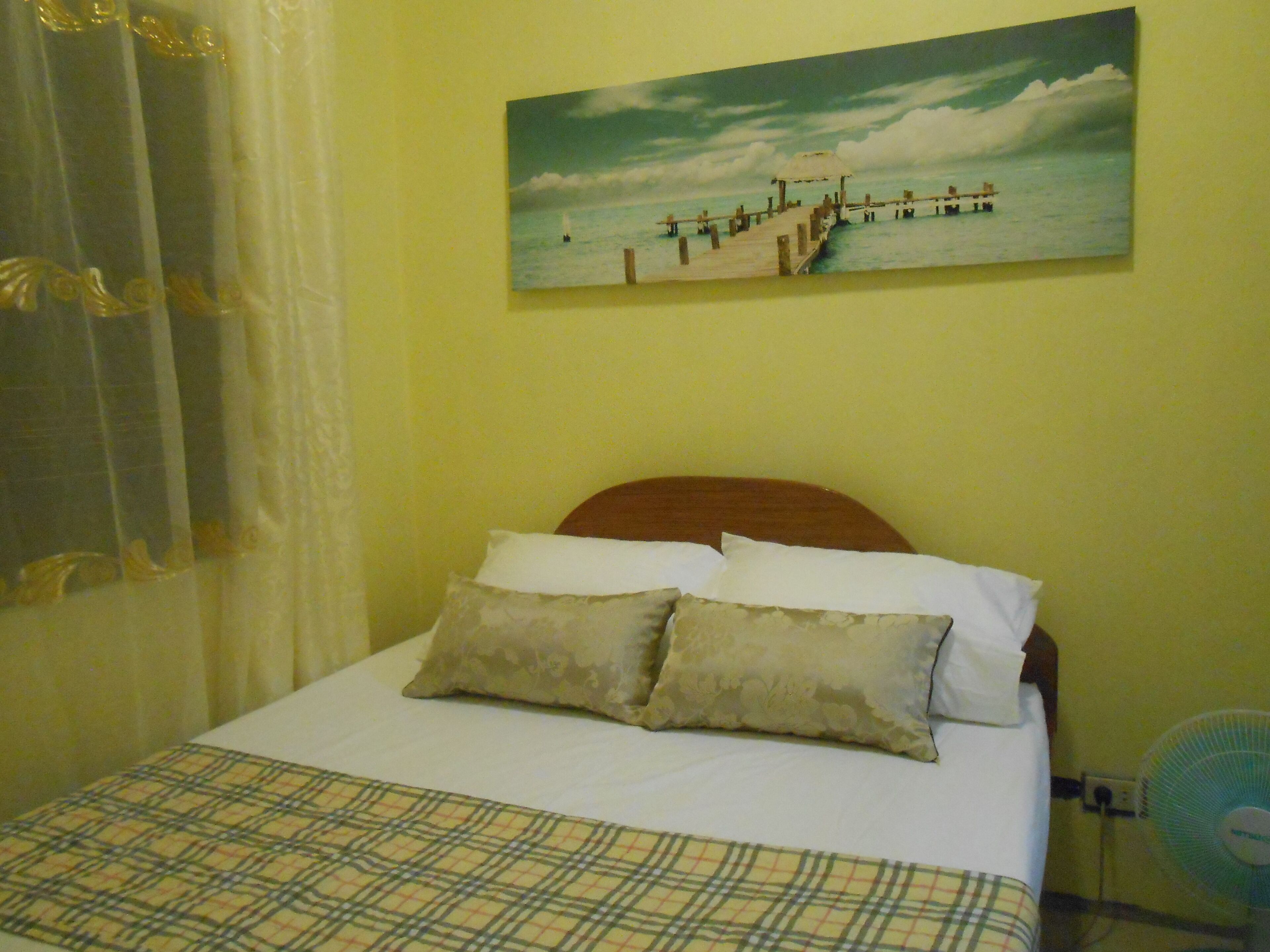 Private 2BR home, AC,hot/cold shower,kitchen+secure parking