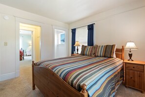 5 bedrooms, iron/ironing board, travel cot, WiFi