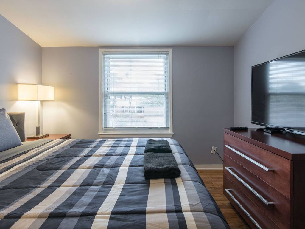 Beautiful Royal Oak Townhouse