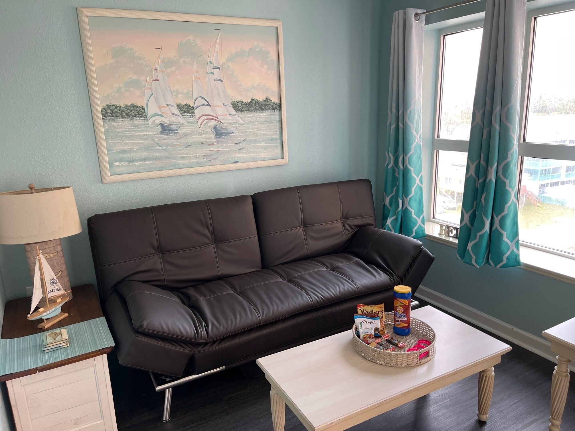 smart tv, dvd player, toys, books