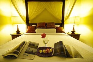 5 bedrooms, iron/ironing board, WiFi, bed sheets - New Majestic Villa Bali (Gianyar)