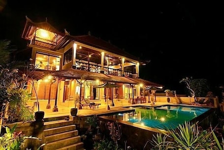 Exterior. New Majestic Villa Bali
