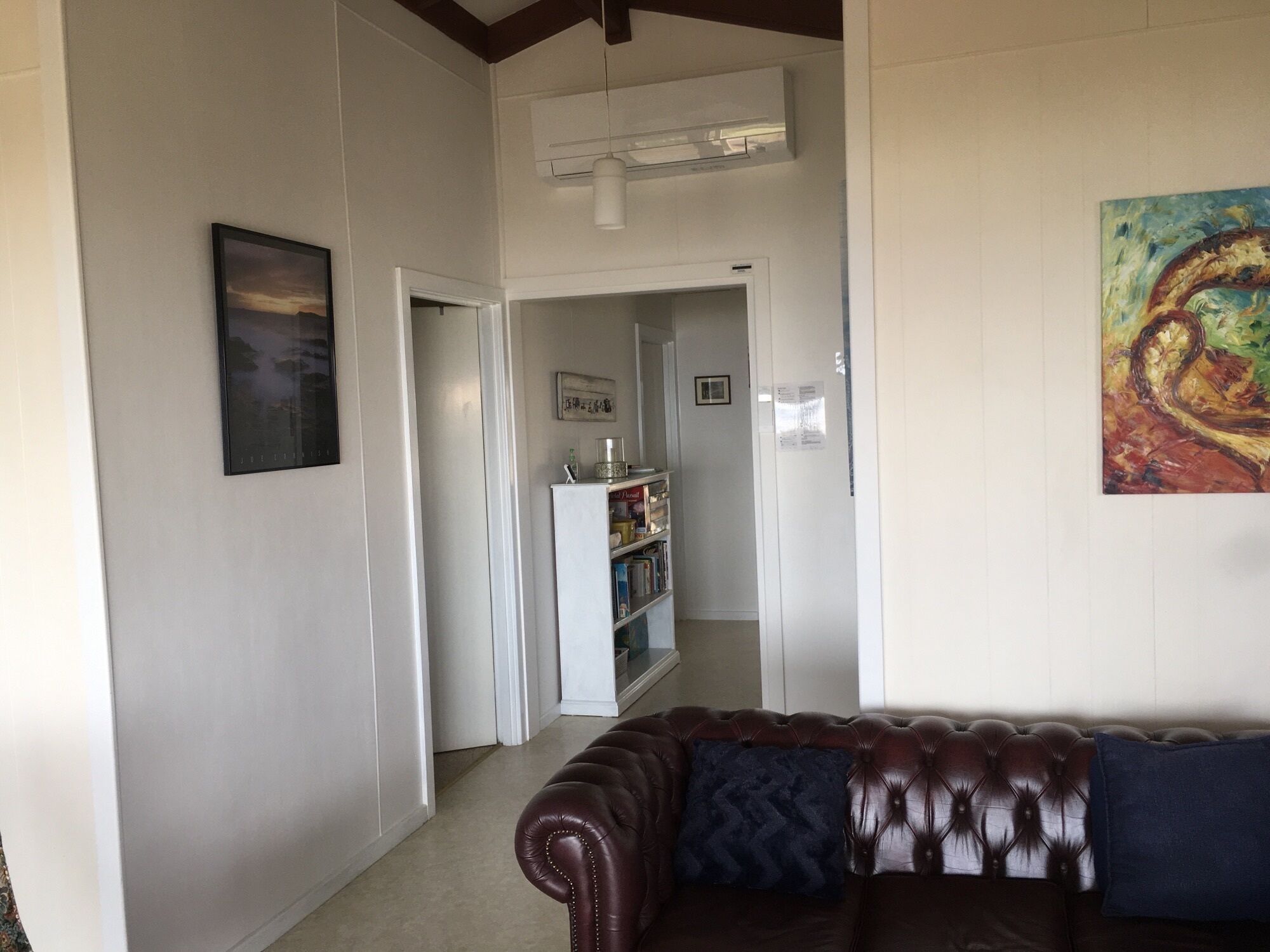 Beach House @ James Well - Amazing Water Front Views - Very Relaxing ☀️