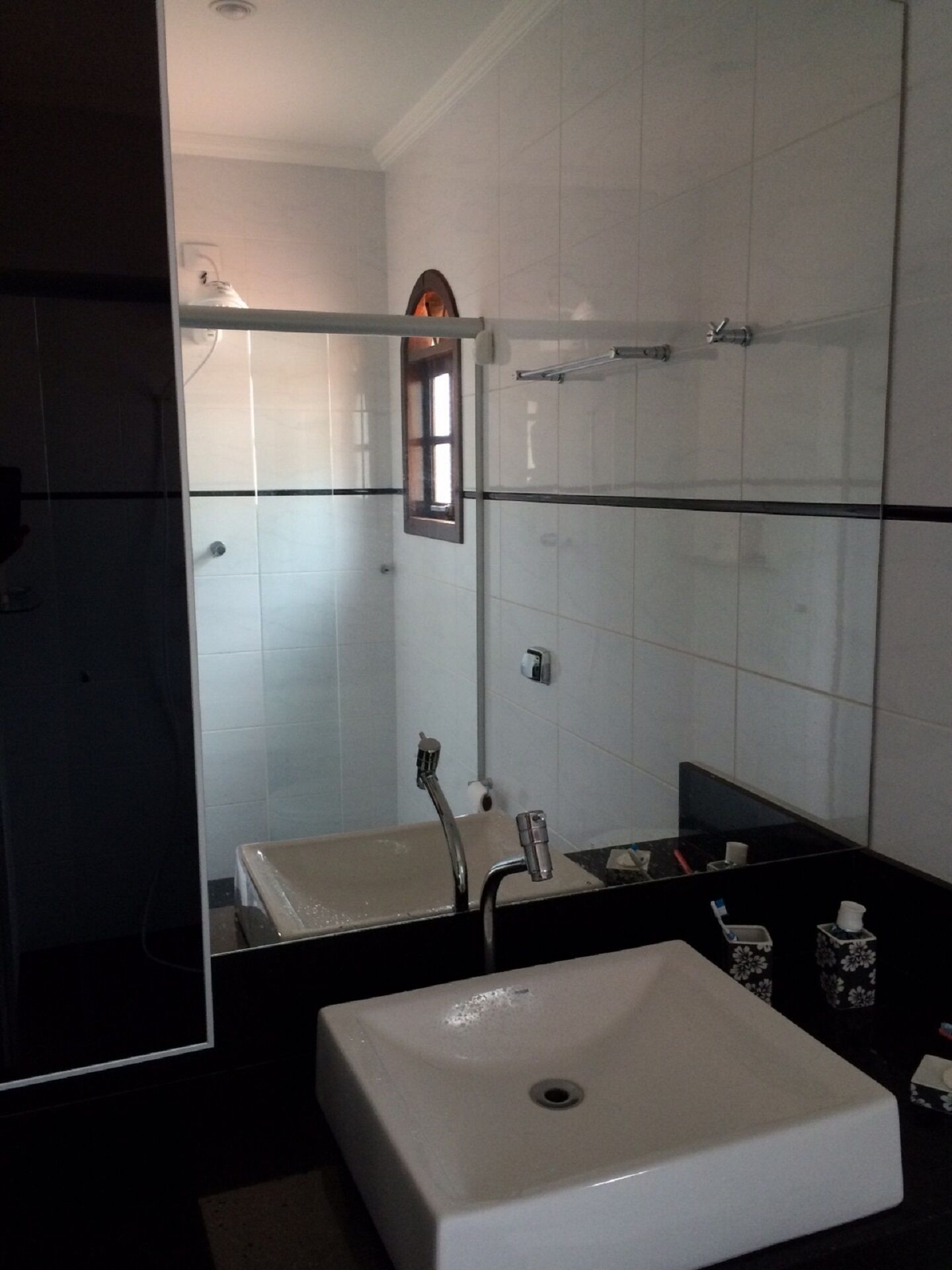 ATIBAIA - EASY ACCESS IN CLOSED CONDOMINIUM, NEAR BIG STONE 