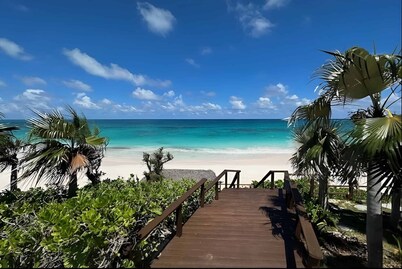 Monticello, Desert Rose beachfront cottage,Tiki Hut & Generator,10% Off 7+nights