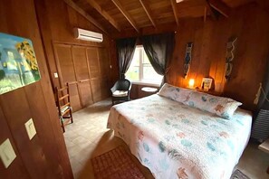 2 bedrooms, in-room safe, desk, iron/ironing board