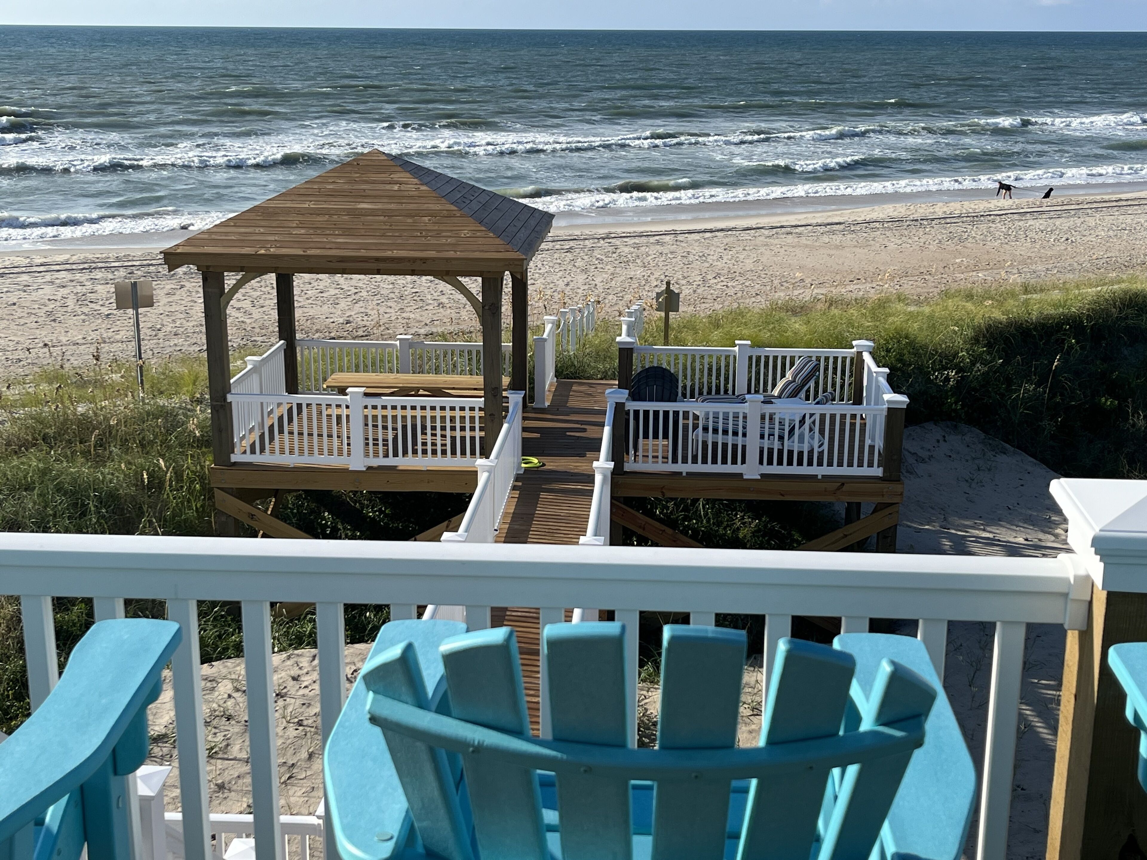 Brand New Home On the Beach with Breath Taking Views of the Ocean Theatre