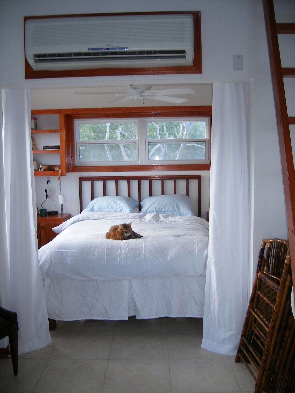 1 bedroom, in-room safe, iron/ironing board, free WiFi