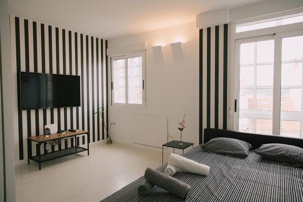 1 室のベッドルーム、アイロン / アイロン台、旅行用ベビーベッド、WiFi (無料)