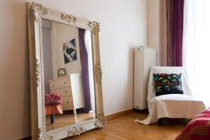 2 bedrooms, iron/ironing board, travel crib, free WiFi