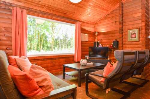 Lodge confortable, excellent emplacement à proximité de Benmore Gardens, Dunoon. 6 personnes