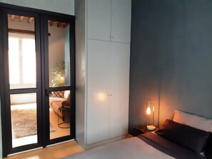 1 chambre, fer et planche à repasser, Wi-Fi, literie fournie