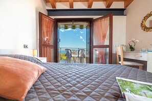 1 quarto, escrivaninha, Wi-Fi de cortesia, roupa de cama