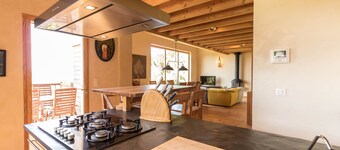 House / Villa - Lévignac; Exclusive, eco-friendly large guesthouse between Toulouse and the Gascony countryside