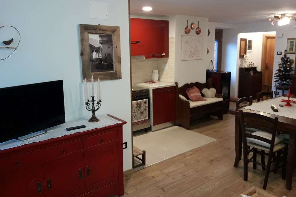 Cataste and Canzei apartment