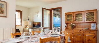 Regarda - apartment "Eden 1" with terrace with lake view and barbecue
