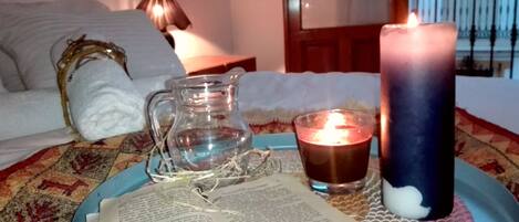 4 slaapkamers, een strijkplank/strijkijzer, beddengoed