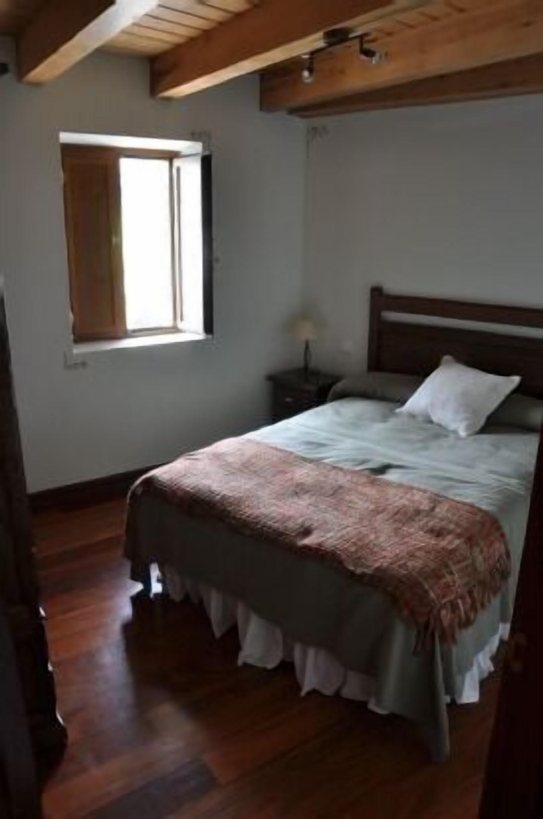 Self catering La Cabaña for 7 people, pets welcome